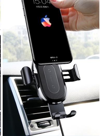 cargador inalambrico holder Qi para celular en el auto