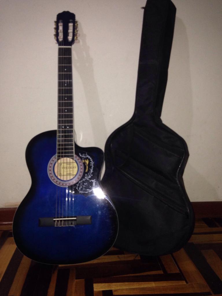 Guitarra Acústica color azul con estuche para guitarra