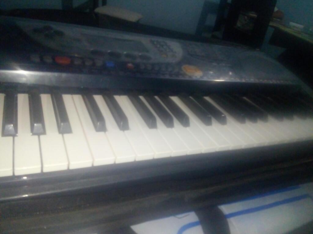 Teclado Yamaha Psr 270 Como Nuevo