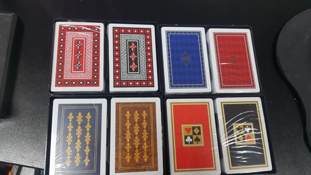 6 barajas de cartas, naipes, casino Lancer a S/ 42