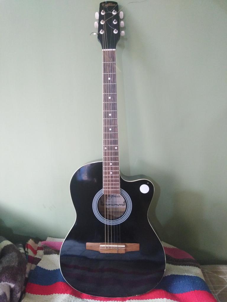 Guitarra Electroacústica