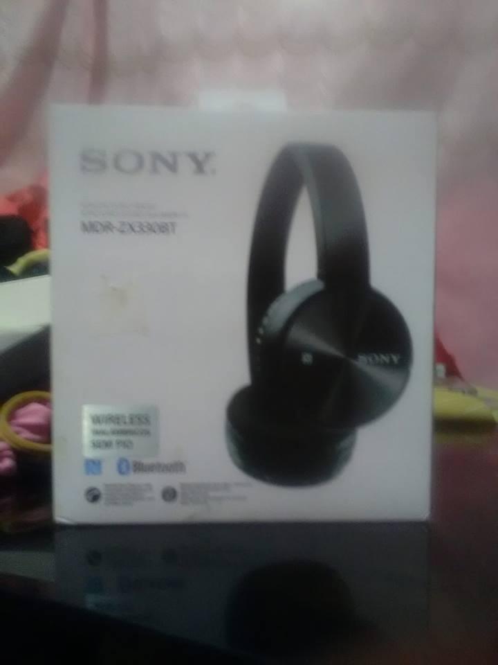 VENDO AUDIFONO SONY MDRZX330BT