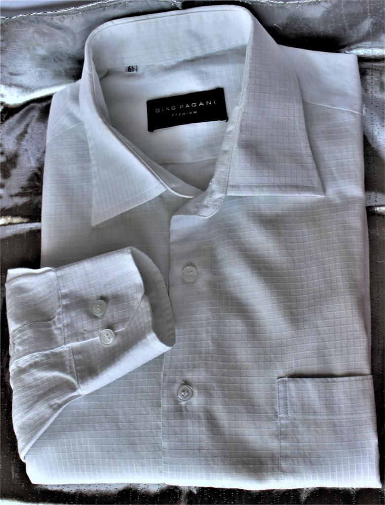 Camisa vestir blanco marca Gino Pagani Talla  M