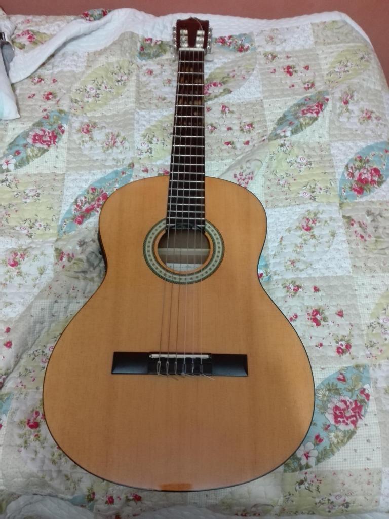 Guitarra acstica