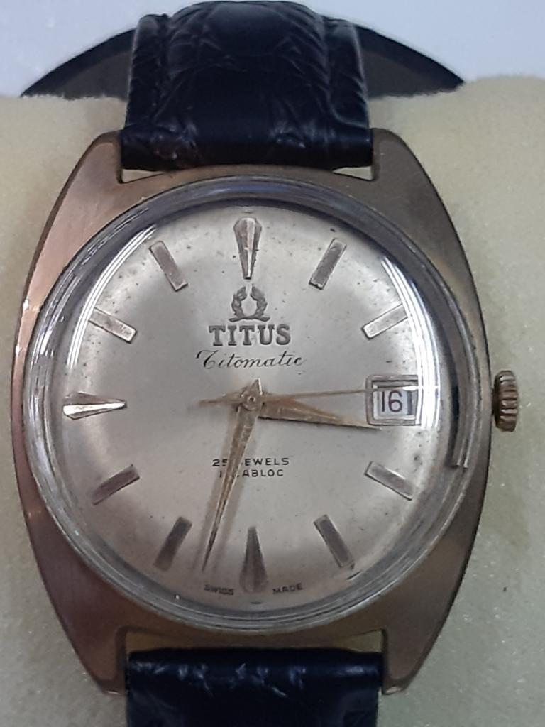 Reloj Titus Automatico