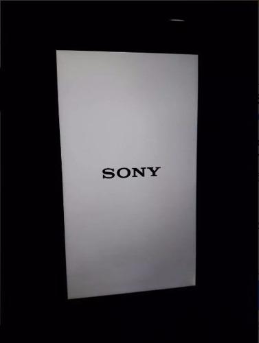 Sony Xperia X Detalle