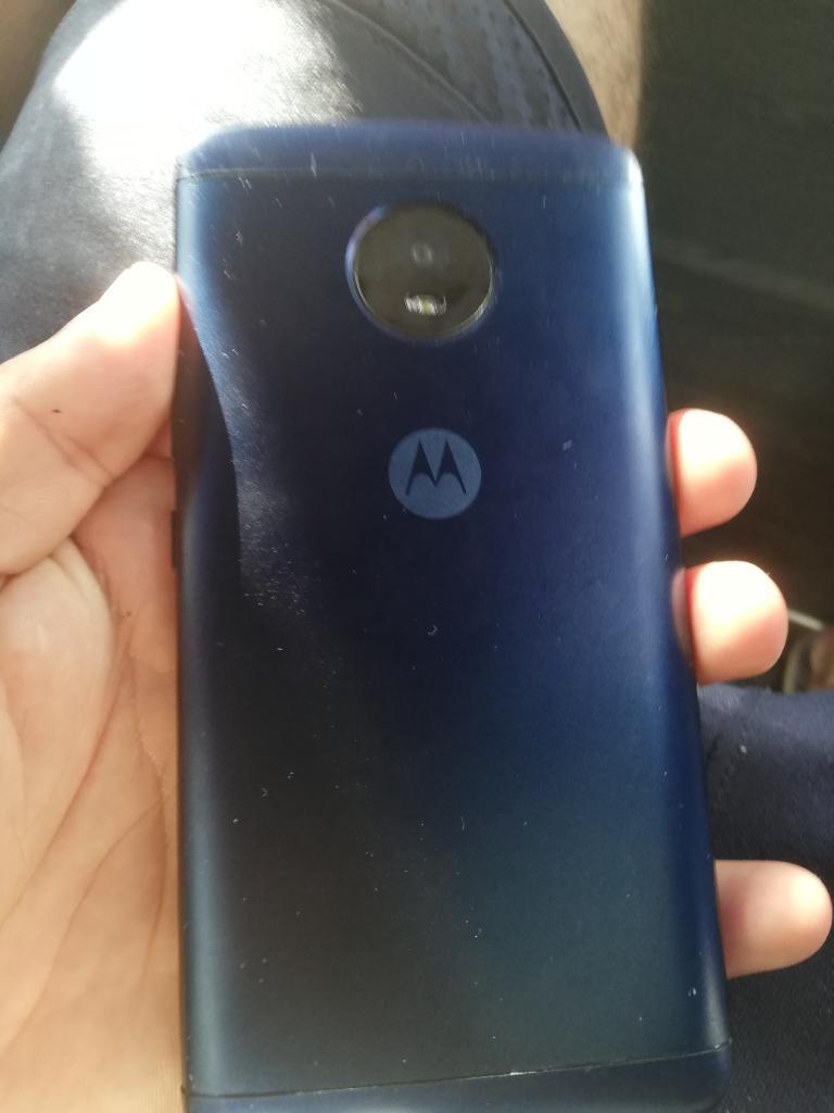 Motorola E4plus