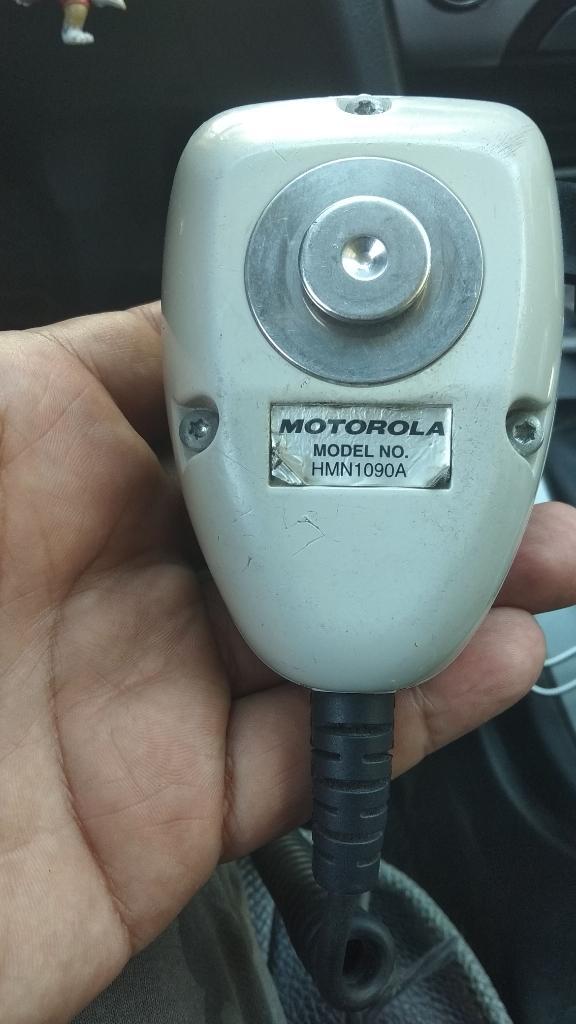 Motorola Radio Maxtrac con Antena