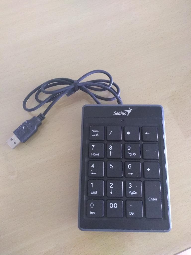 Teclado Numérico Genius