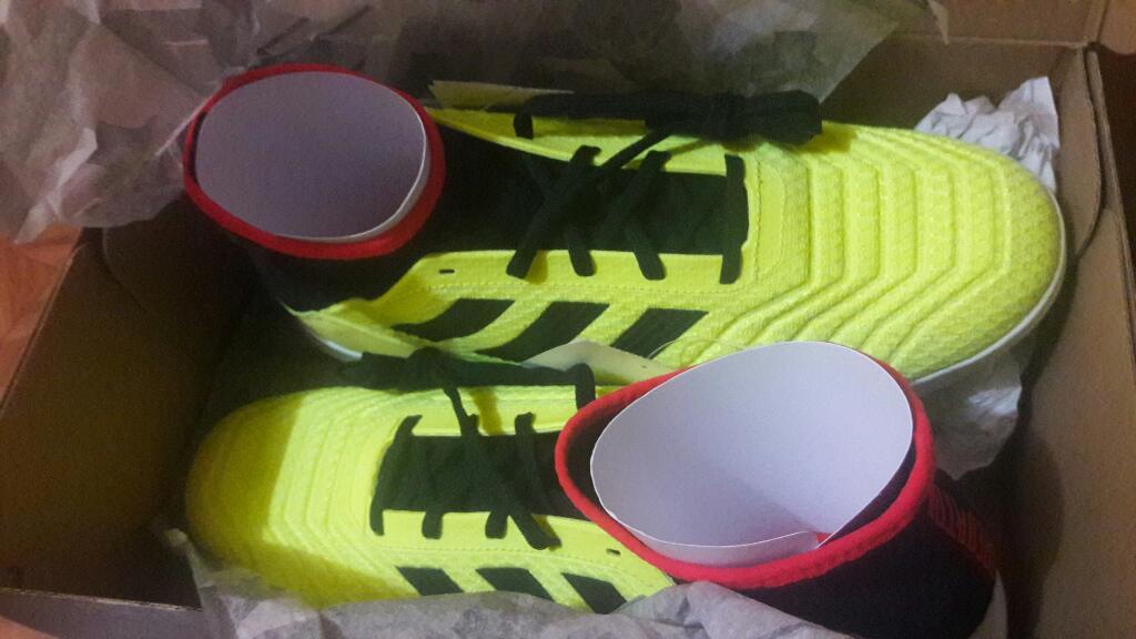 Predator Tango 18.3 Talla 44