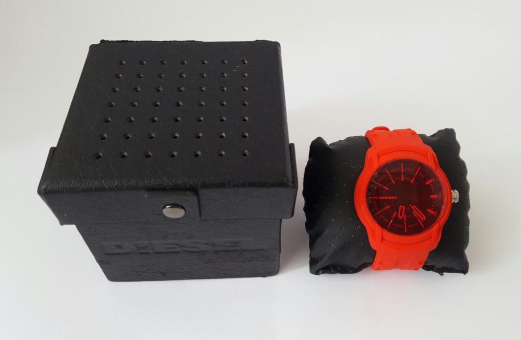 Reloj Diesel Rojo / Nuevo y Original