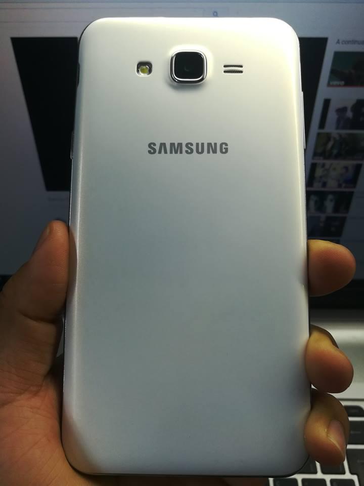 J7 Samsung Galaxy impecabIe 1O/1O *13MP Cámara*