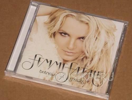 Britney Spears Femme Fatale (estuche Acrilico) Nuevo - Emk