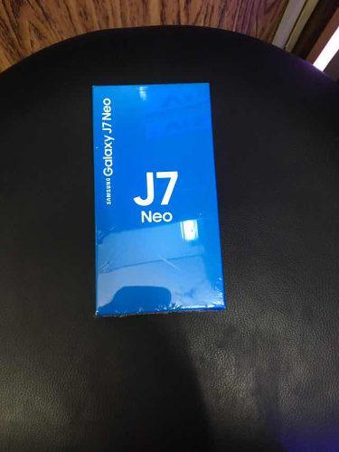 Samsung Galaxy J7 Neo 16gb. 2gb. Ram