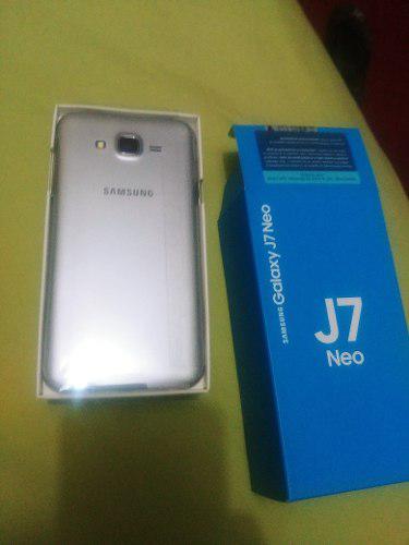 Sansung Galaxy J7 Neo Color Plata Sellado Libre