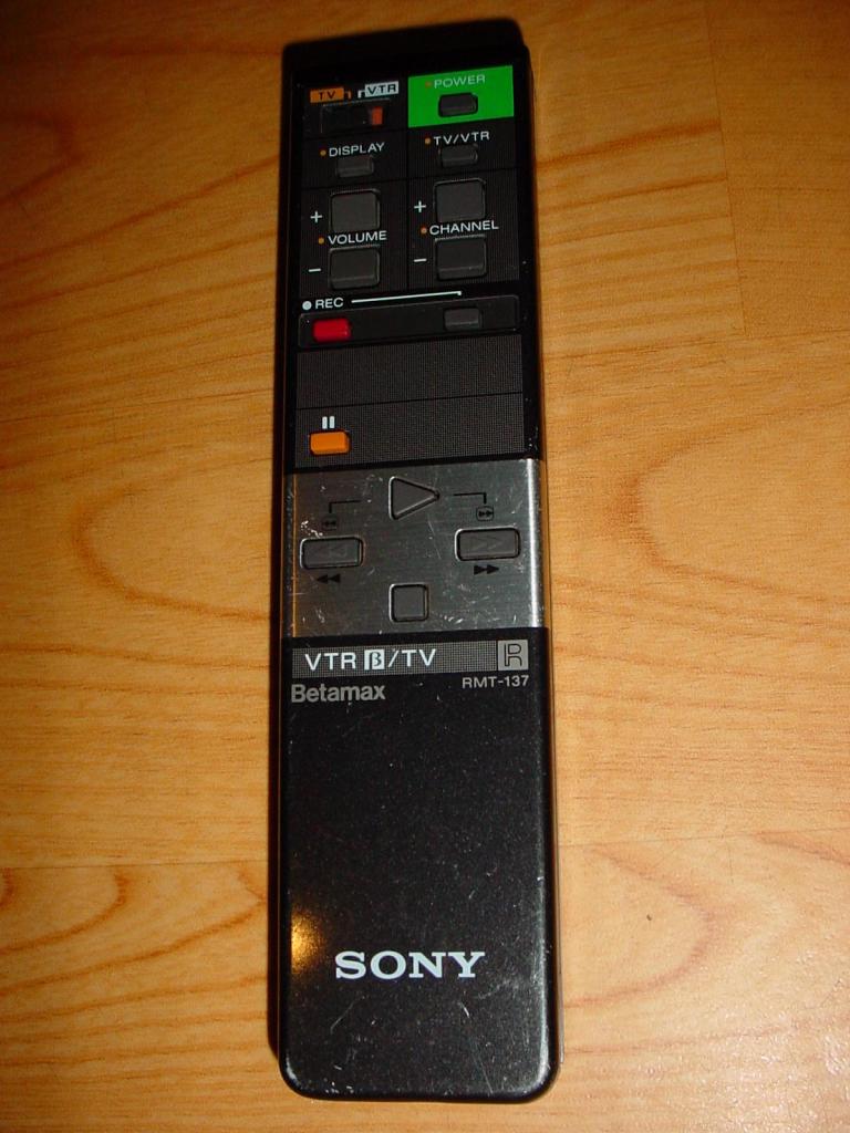Control remoto para Betamax Sony RMT137 operativo