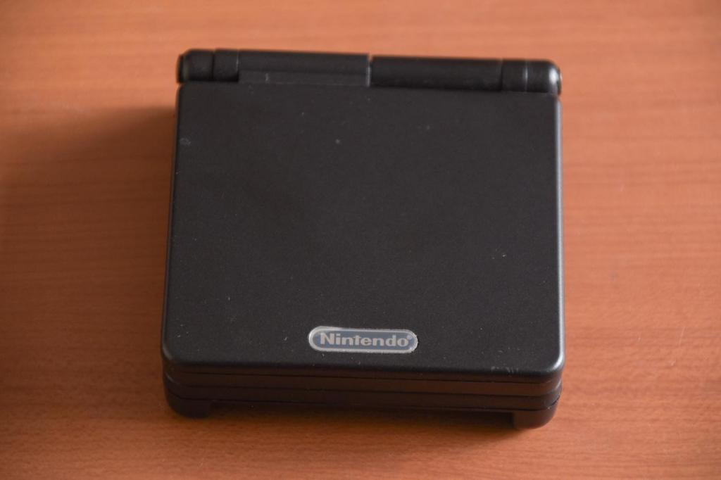 Game Boy Advance SP Doble brillo con carcasa