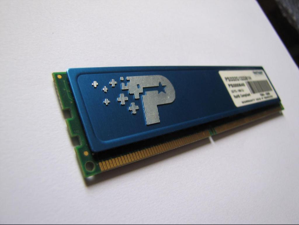 PATRIOT Memoria RAM 2GB DDRMhz PC CON DISIPADOR