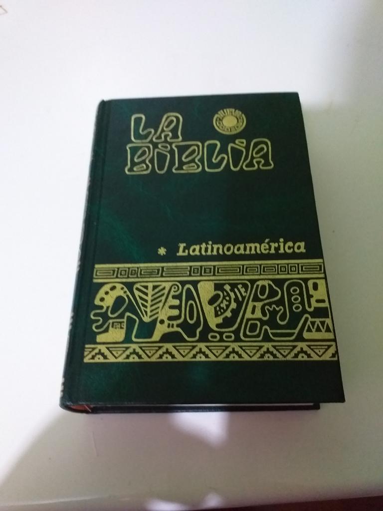 Vendo Biblia Latinoamericana