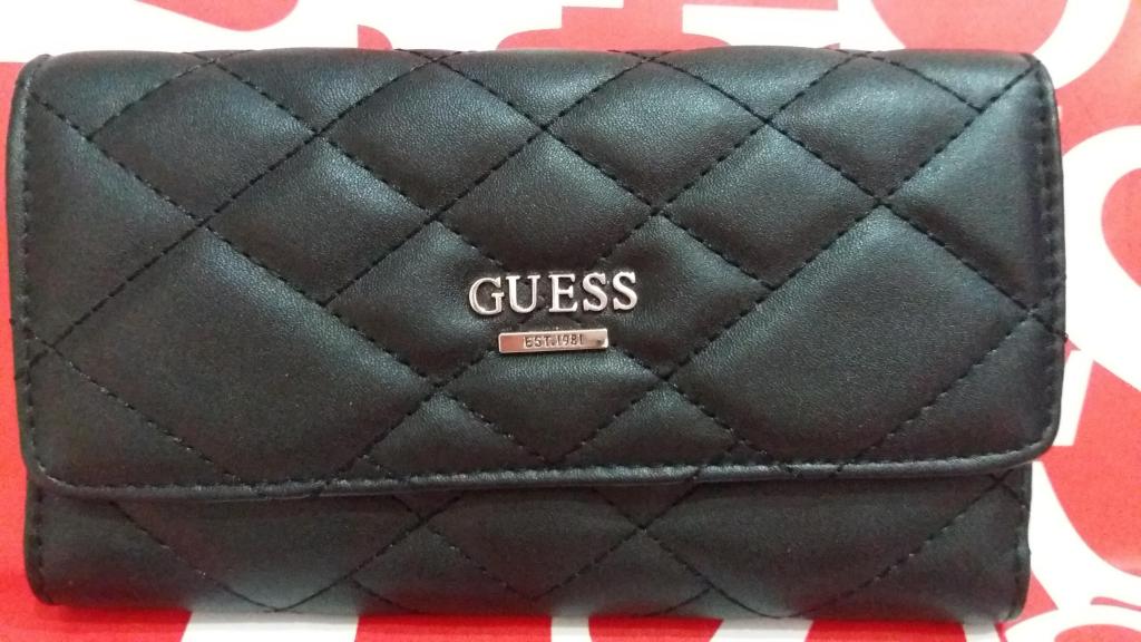 Billetera Guess
