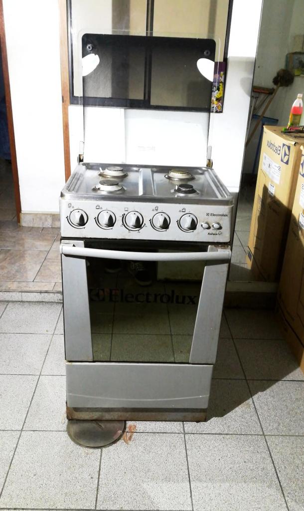 Cocina Electrolux | 4 hornillas y horno