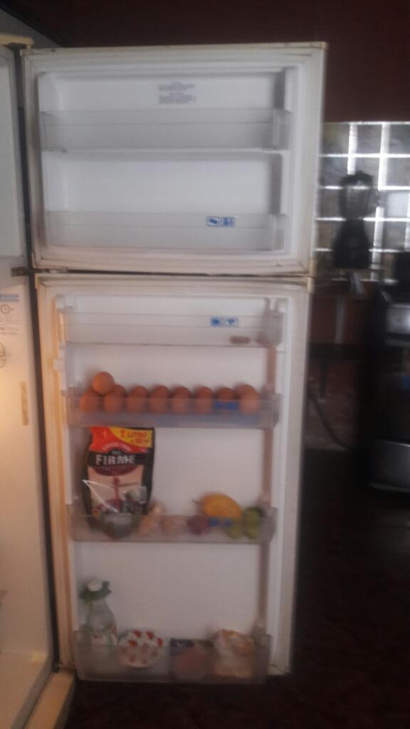 Vendo Refrigeradora en Buen Estado