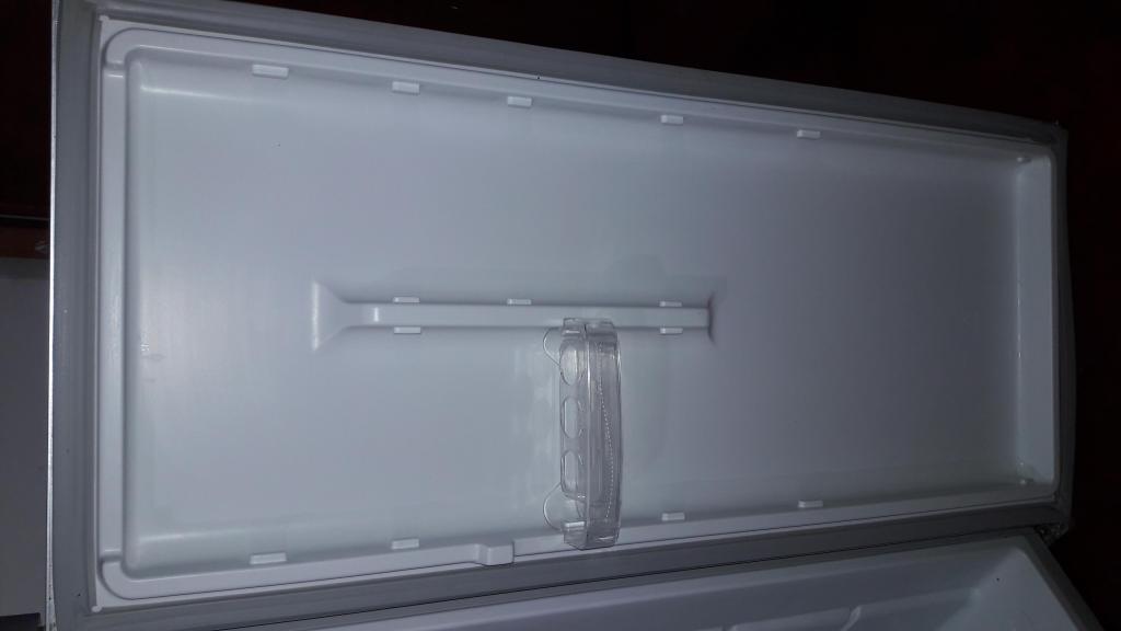 refrigerador marca ELECTROLUX ESTADO 8 DE 10
