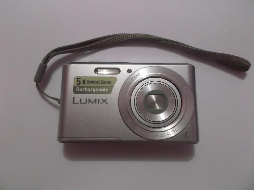 CAMARA FOTOGRAFICA LUMIX PANASONIC DMCF5