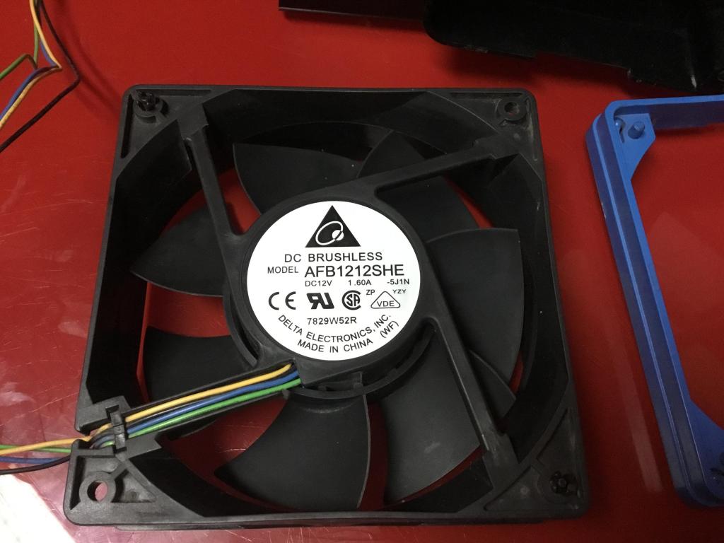 Nuevo ventilador DC DELTA AFBSHE