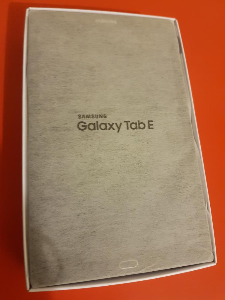 Galaxy Tab E Nueva, Regalo Del Bbva