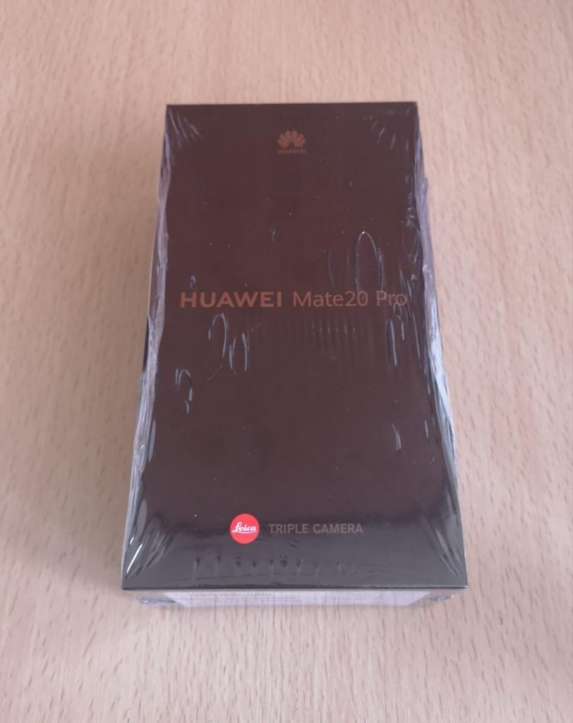 Huawei Mate20 Pro. Color Esmeralda.