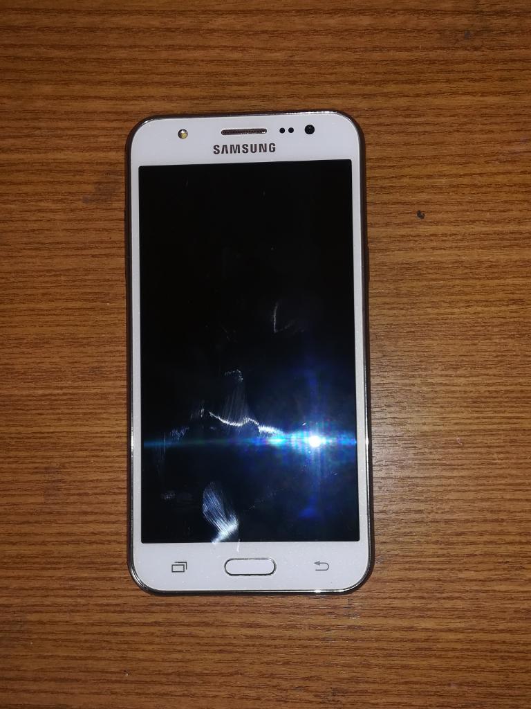 Samsung J5 Usado