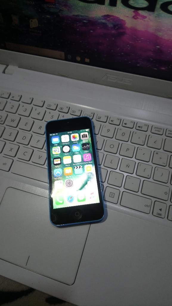 iPhone 5c de 8 Gb Color Celeste