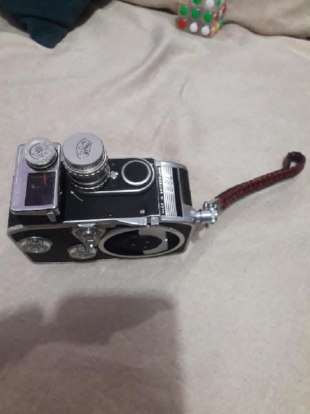 Antigua Cámara Suiza Bolex B8l