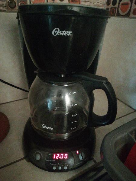 Cafetera Digital Oster Programable