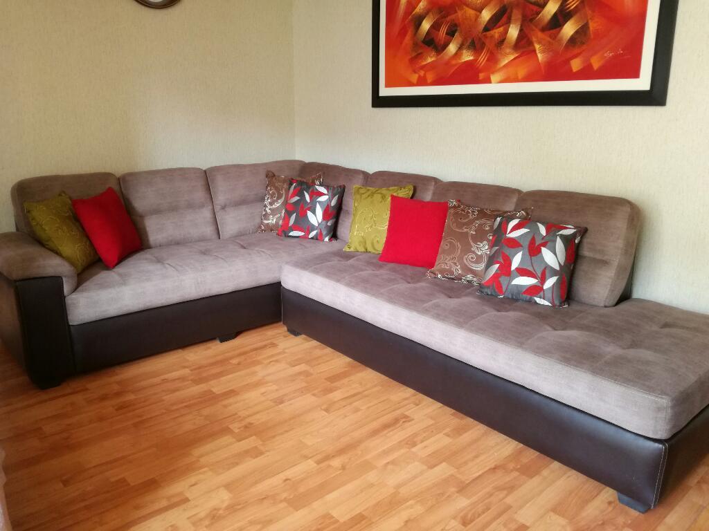 Se Vende Hermoso Juego de Muebles