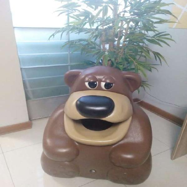 Tacho de basura en forma de animales de oso marrón de 52