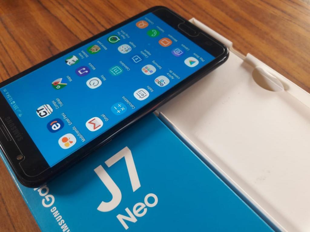 Vendo O Cambio Samsung J7 Neo 