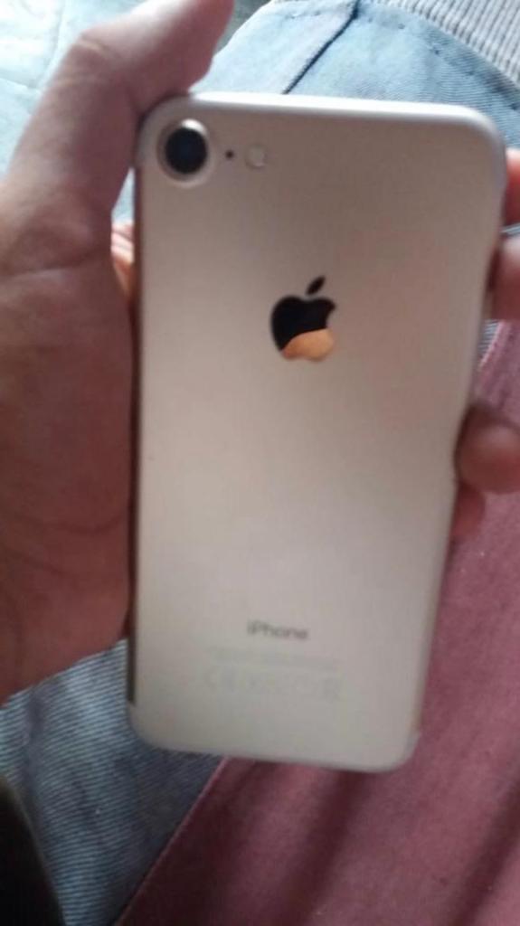 iPhone 7 32Gb Dorado Libre