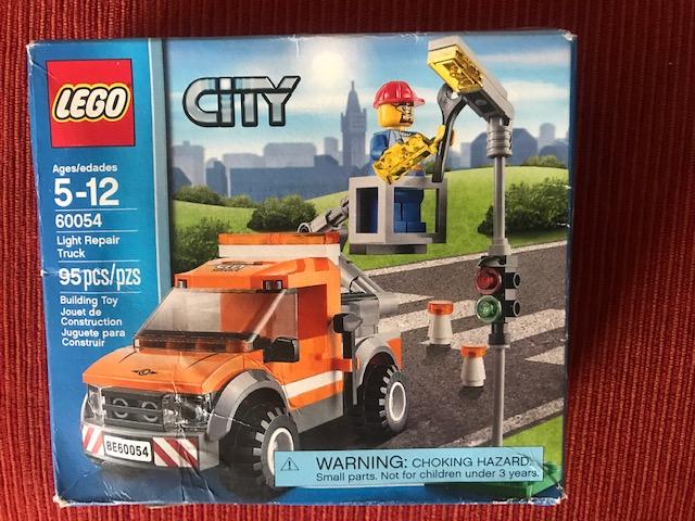 LEGO City Great Vehicles Light Repair Truck 