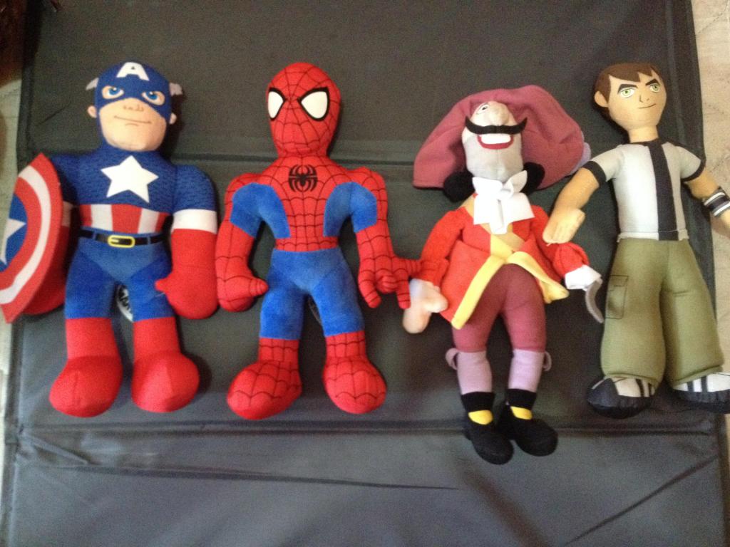 Peluches coleccion / ben 10 / hombre araña / capitan