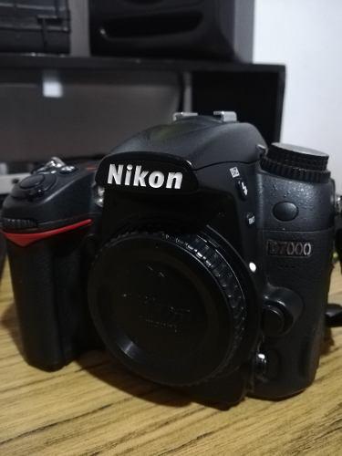 Camara Nikon D7000 (solo Cuerpo)