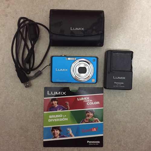Cámara Digital Lumix Panasonic 12 Megapixeles Memoria 4 Gb