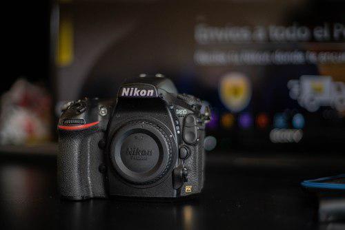 Nikon D810