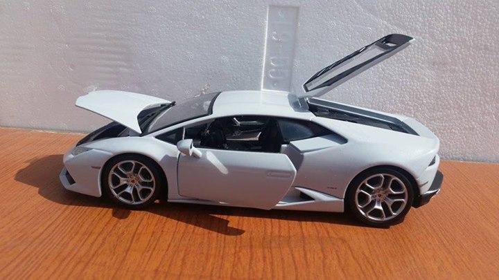 Lamborghini Huracán LP  EN VENTA a escala 1/18