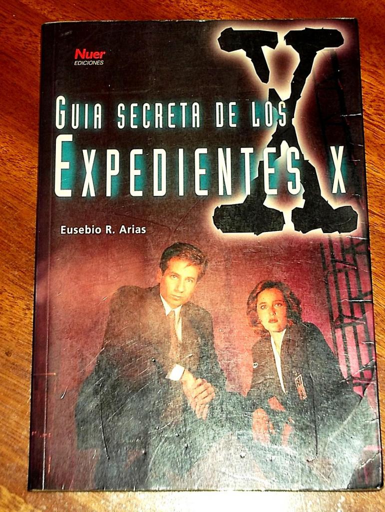 vendo libros de los expedientes secretos x guia secretas