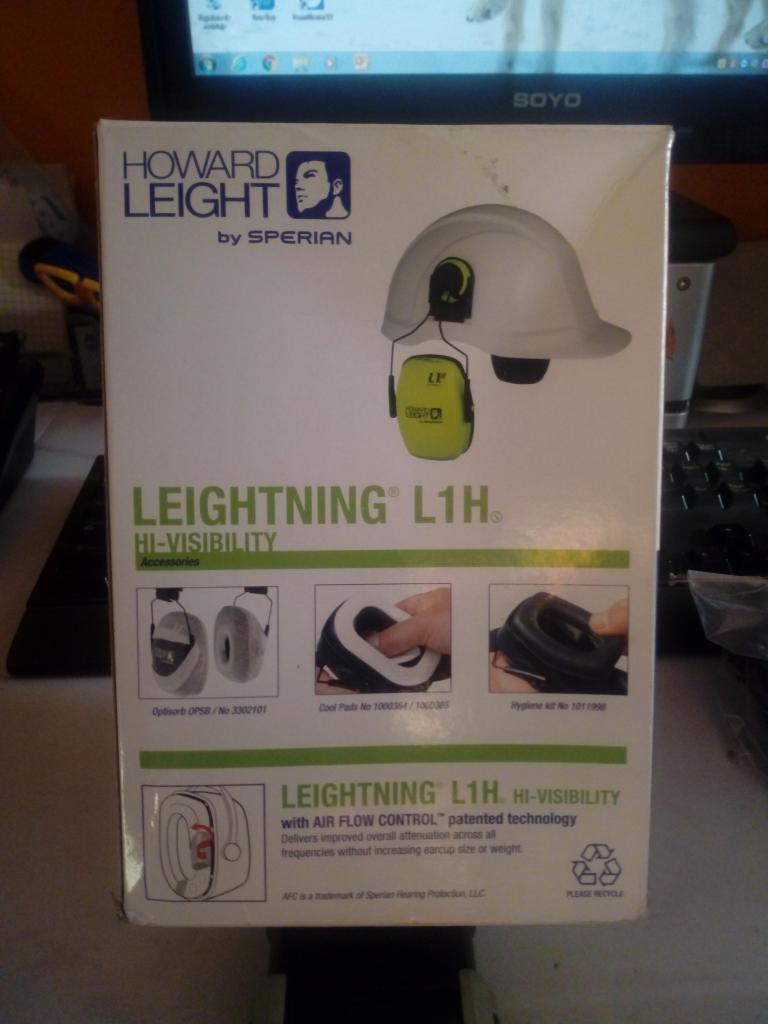 OREJERAS LEIGHTNING L1H HOWARD LEIGHT