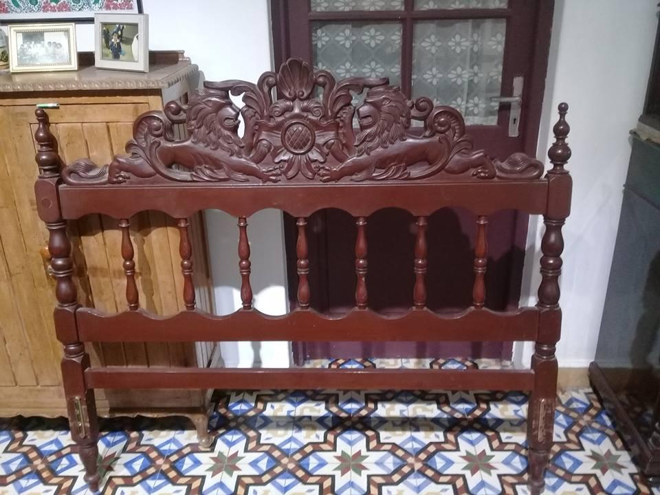 cama antigua hecha de cedro,tallada, modelo inglés,2
