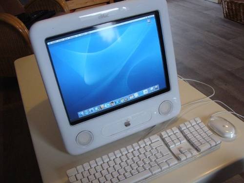Emac Apple