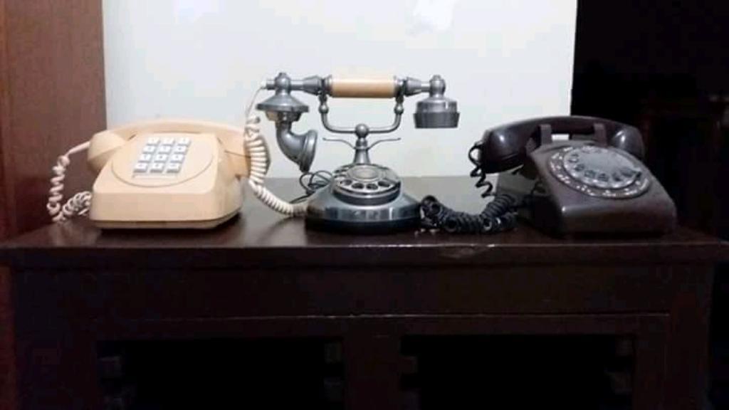 Teléfono Operativo Vintage de Baquelita